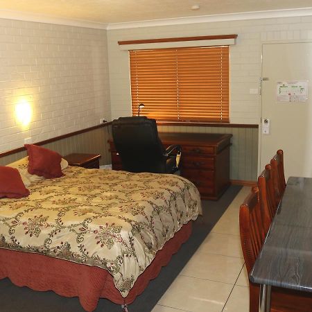 Barcaldine Country Motor Inn Exterior foto