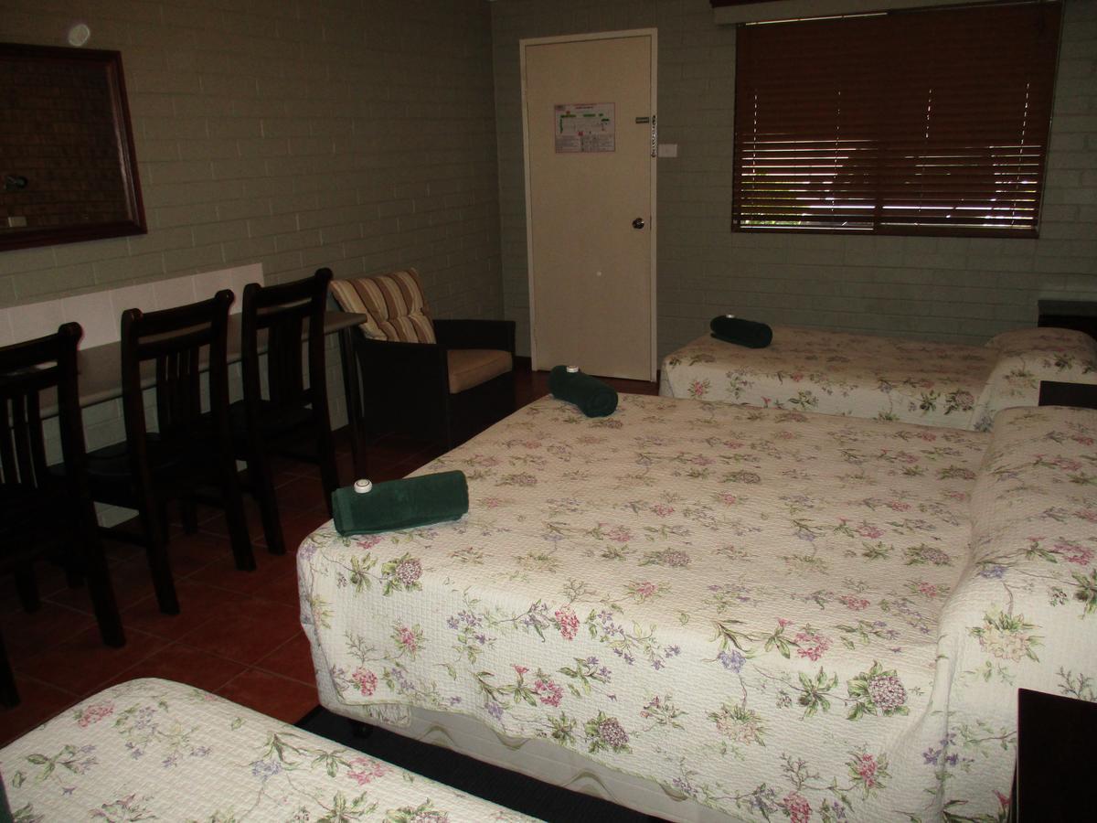 Barcaldine Country Motor Inn Exterior foto